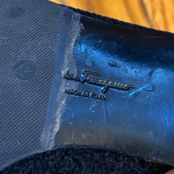 Salvatore Ferragamo Vintage Boucle Flats, size 6.5 - Picture 9 of 10